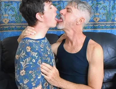 Hot Gay Kissing with Richard & Christian