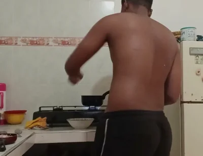 Big Dick Gets Horny When He Cooks