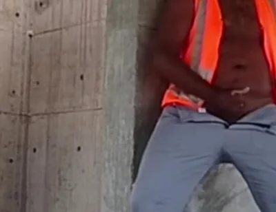 After Work I Went to the Construction Site to Enjoy Myself