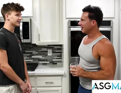 Dex Devall, Reese Rideout And Benny Fox - Muscle Hunk Stepdads Compilation