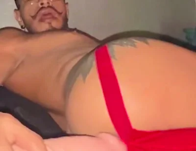 Greedy Passive Opens His Ass and Stuffs It with Thick Toys