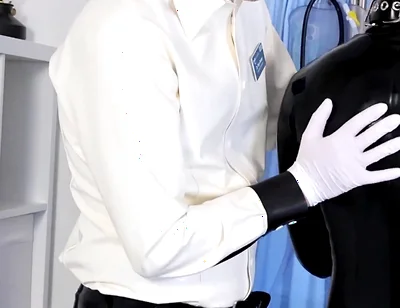 Testing the Gimp in the Rubber Clinic Pt 1