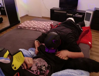 Red Teases Luná