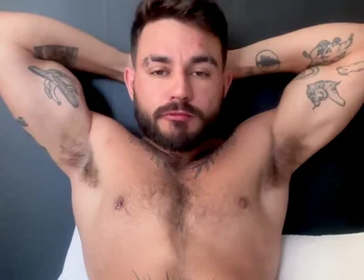 Needing a Blowjog Here. Any Mouth Hungry for Thick Cock? Precisando De Uma Mamada. Alguma Boquinha Com Fome De Pica Grossa?