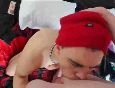Young Muscle Boy Suck to Russian Twink and Cum