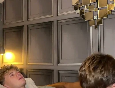 Twinks Suck and Fuck in a Hotel Room