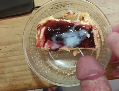 I Cum on Cake and Eat It with My Friend