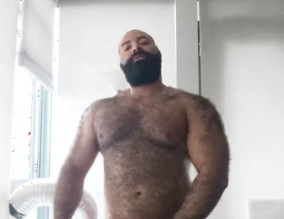 Here's a Little Flex and Jerk Action for You This Friday