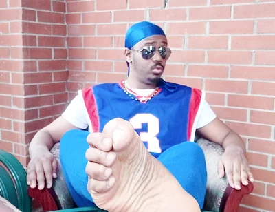 I Wiggle and Scrunch My Male Feet (2025)