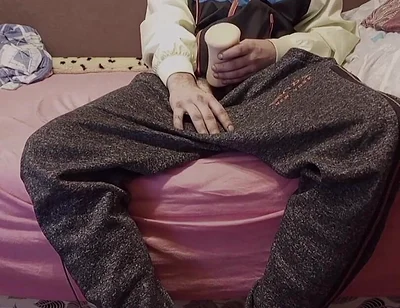 Masturbate on Bed in My Free Time