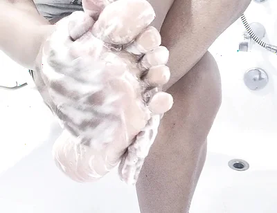 I Clean Sensually My Feet (2025)