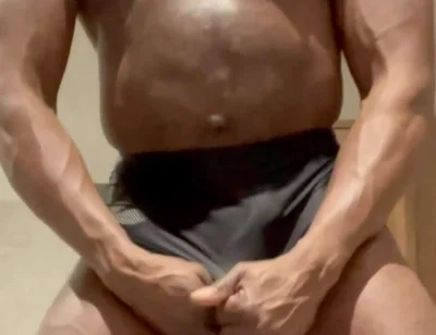 Sexy Black Muscle Stepdad Vibrating Sex Toy Wank