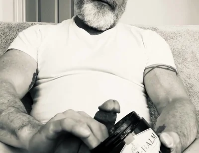 Hot B&w Bate