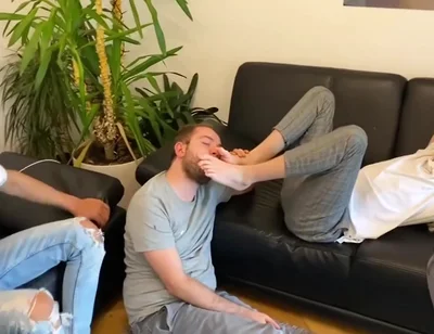 Two Twinks Feet Licked