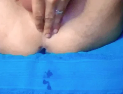 A Married Man Had Never Felt so Aroused While Stimulating and Fingering His Anus for the First Time.