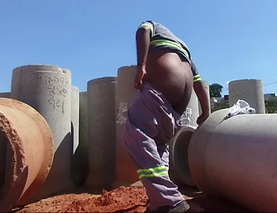 I Took Advantage of the Holiday to Be Alone and at the Construction Site