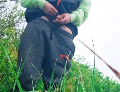 Masturbate at Public