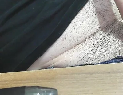 Big Italian Dick Jerk and Big Cum at Office Desk