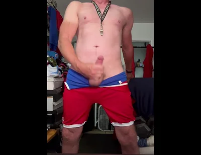 Jockdad87 Shoots a Load in His Wrestling Singlet