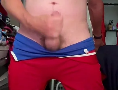 Jockdad87 Shoots a Load in His Wrestling Singlet