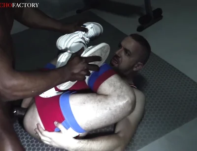 Skinny Supermodel Throat Fucking At The Gym