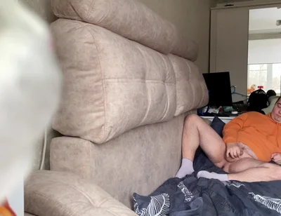 Young Guy Limara19981 Masturbates and Enjoys Orgasm