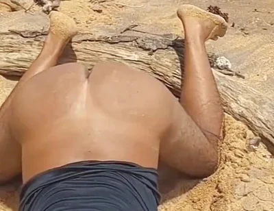 Ladysilva My Sexy Ass on the Beach